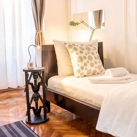 Central And Comfy 2Bdr Apartment Near Parliament بلغراد المظهر الخارجي الصورة